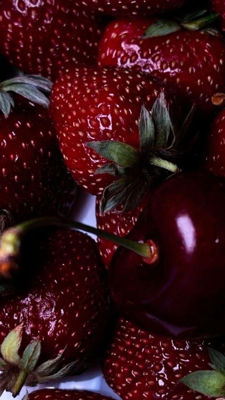 Garden Gems: Artisanal Berry Ensemble